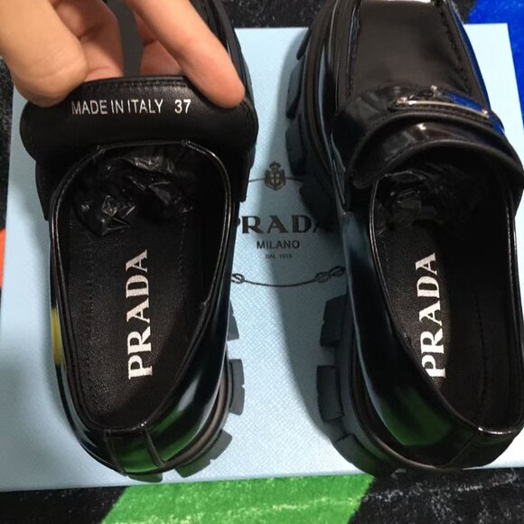 Women's Prada black loafers - Picture 4 of 6